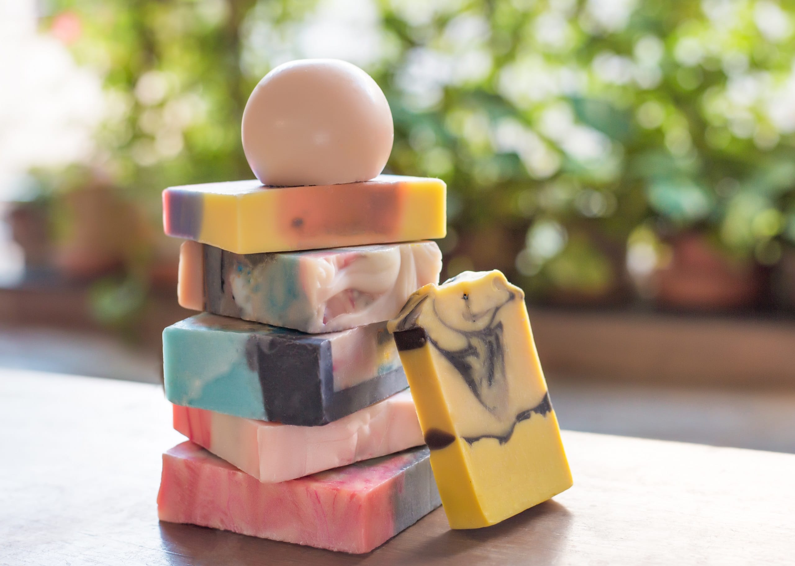 merchant-banner-blur