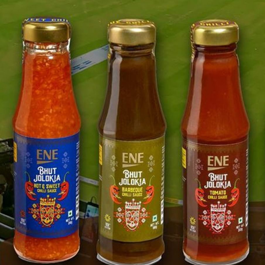 Drink,Ingredient,Bottle,Sauces,Food,Sweet chilli sauce,Condiment