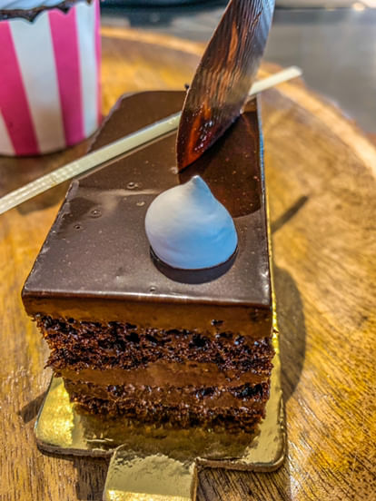 img-gallery-featured