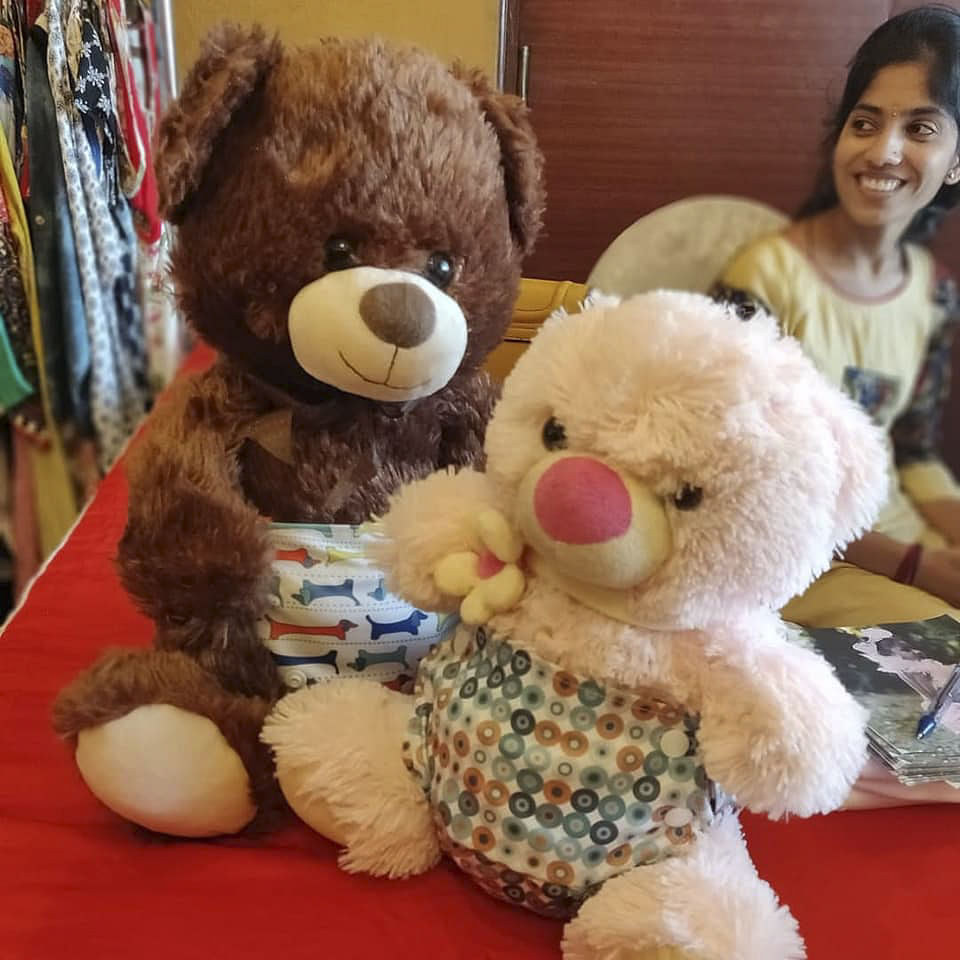 Stuffed toy,Toy,Teddy bear,Plush,Textile,Bear,Fur