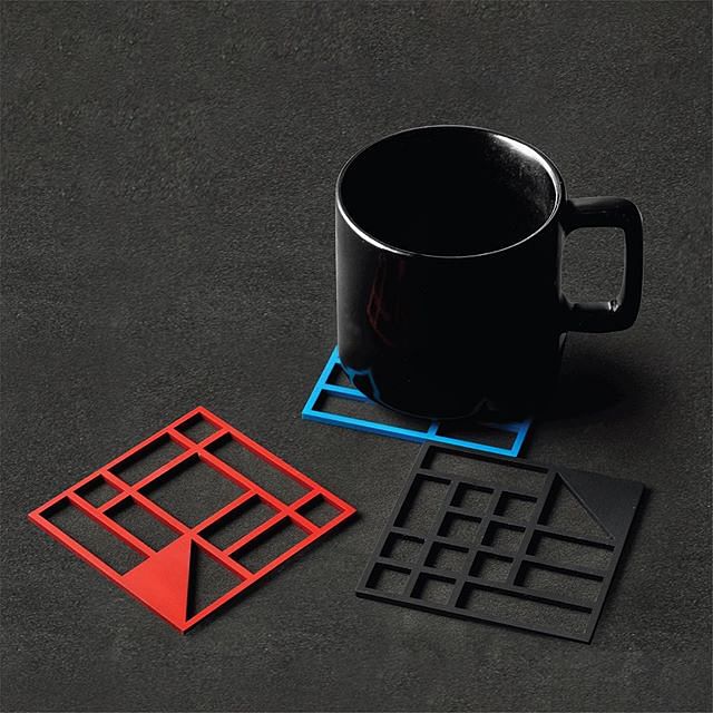 Black,Mug,Cup,Drinkware,Coffee cup,Design,Cup,Font,Tableware,Still life photography