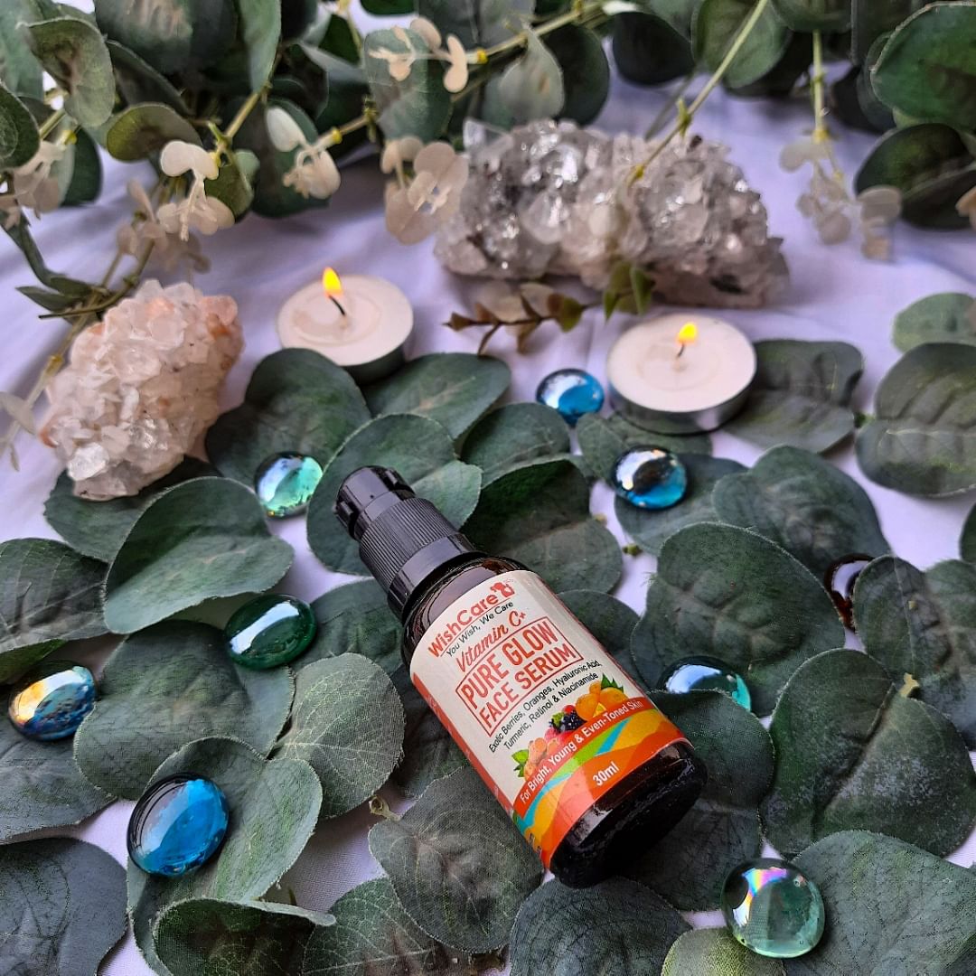 Bottle,Natural material,Collection,Glass bottle,Still life photography,Feather,Art paint,Bottle cap,Pebble