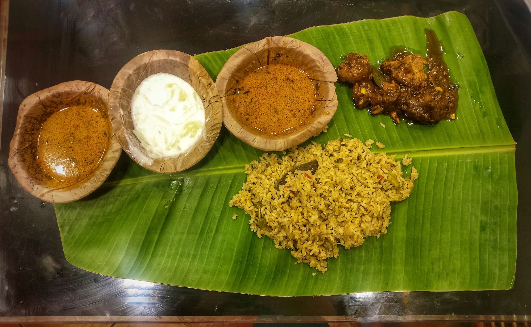 Food,Banana leaf rice,Ingredient,Dish,Leaf,Serveware,Cuisine,Tableware,Banana leaf,Spice mix