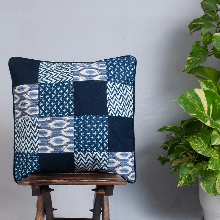 Blue,Textile,Linens,Pattern,Cushion,Flowerpot,Pillow,Throw pillow,Azure,Home accessories