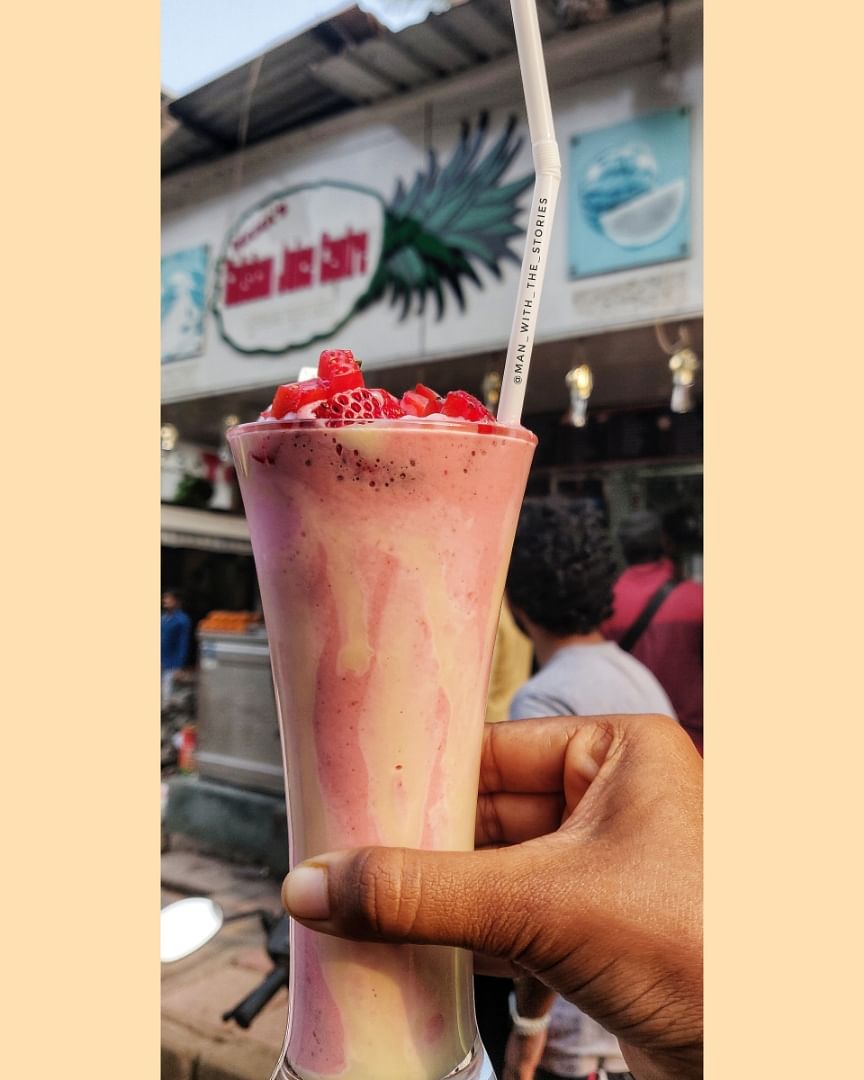 Drink,Food,Milkshake,Smoothie,Non-alcoholic beverage,Batida,Health shake,Falooda,Dessert,Horchata