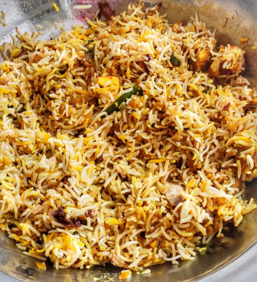 Dish,Food,Cuisine,Hyderabadi biriyani,Ingredient,Biryani,Kabsa,Rice,Recipe,Produce