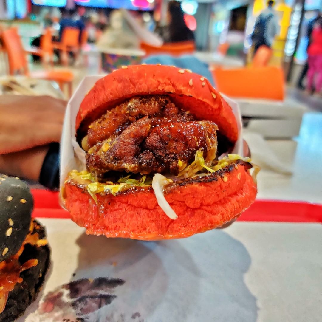 Food,Dish,Cuisine,Buffalo burger,Fast food,Ingredient,Hamburger,Junk food,Finger food,Meat