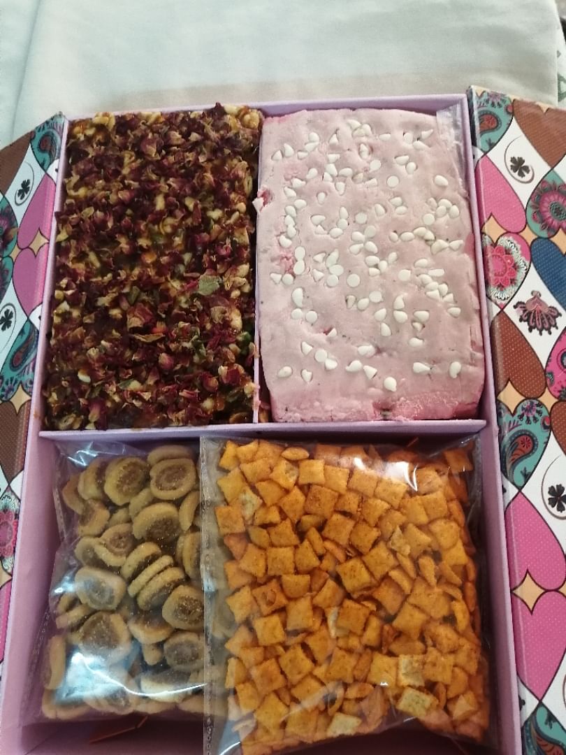 Food,Cuisine,Dish,Gozinaki,Snack,Ingredient,Trail mix,Sweetness,Chikki,Vegan nutrition