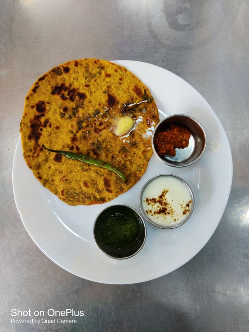 Dish,Food,Cuisine,Ingredient,Roti,Paratha,Indian cuisine,Produce,Recipe,Finger food