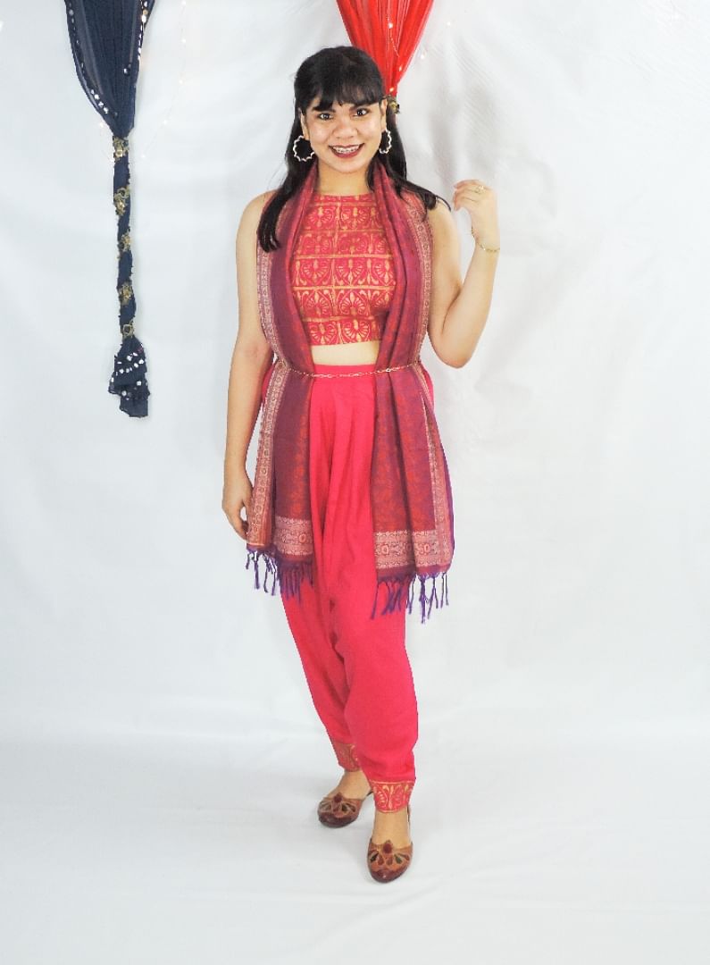 Clothing,Red,Pink,Fashion,Fashion model,Fashion design,Fashion show,Formal wear,Photography,Dress