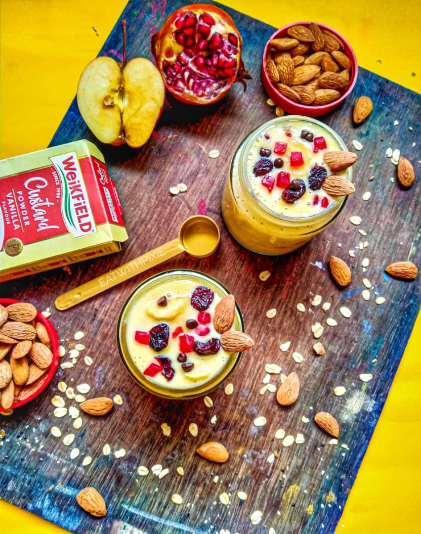 Food,Cuisine,Dish,Ingredient,Dessert,Pomegranate,Vegetarian food,Baked goods,Snack,Produce