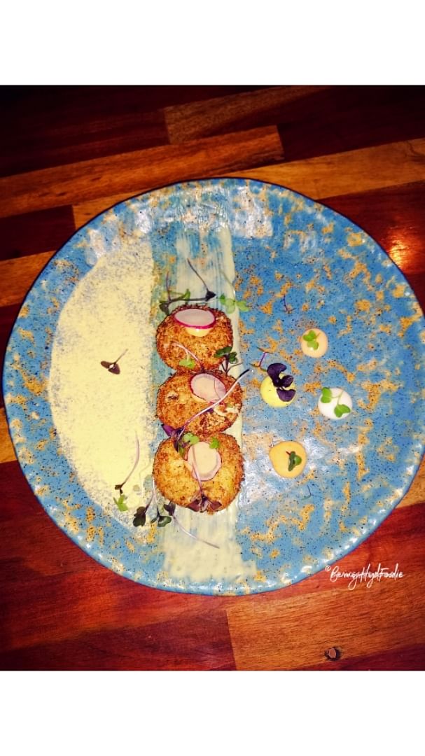 Plate,Dishware,Platter,Food,Dish,Cuisine,Still life,Painting,Tableware,Vegetarian food