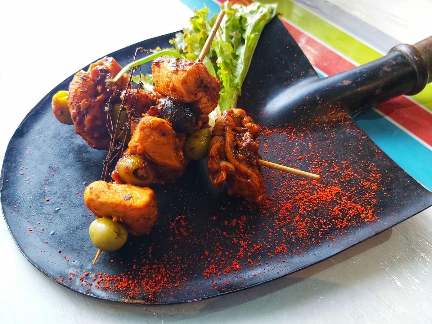 Dish,Cuisine,Food,Ingredient,Meat,Chicken tikka,Fried food,Recipe,Produce,Tandoori chicken