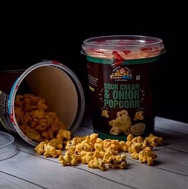 Food,Ingredient,Produce,Cuisine,Lid,Convenience food,Tin,Nuts & seeds,Popcorn,Vegetarian food