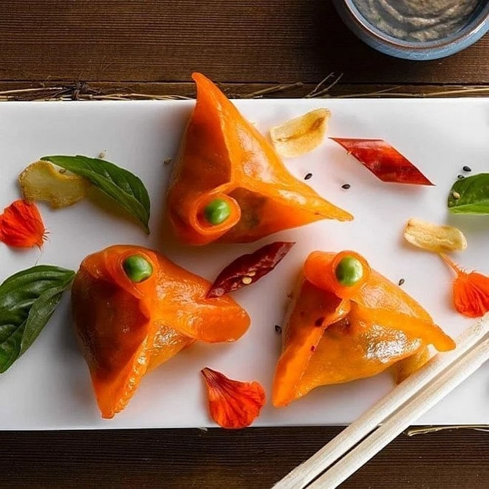 Food,Tableware,Dishware,Ingredient,Recipe,Orange,Cuisine,Garnish,Dish,Fish