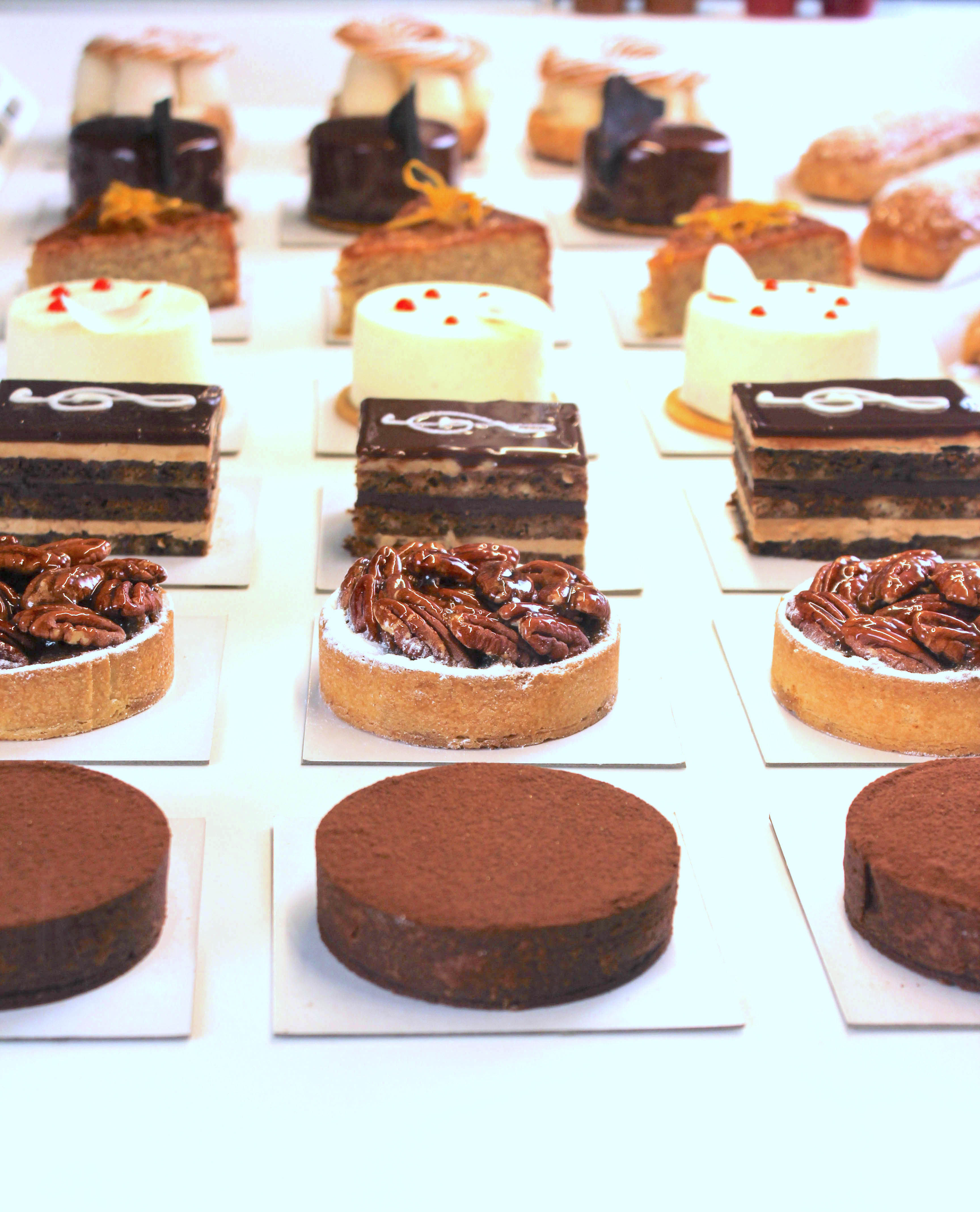 merchant-banner-blur