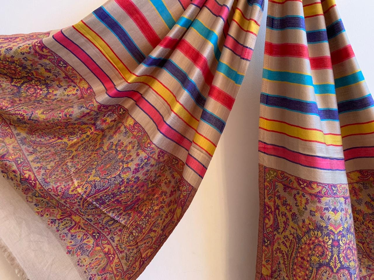 merchant-banner-blur