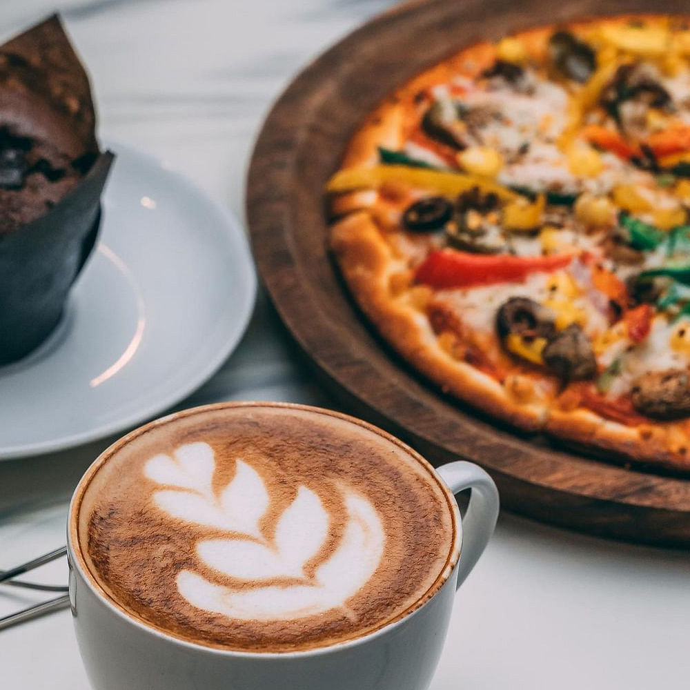 Food,Espressino,Tableware,Wiener melange,Flat white,Coffee cup,Pizza,Cortado,Single-origin coffee,Drinkware