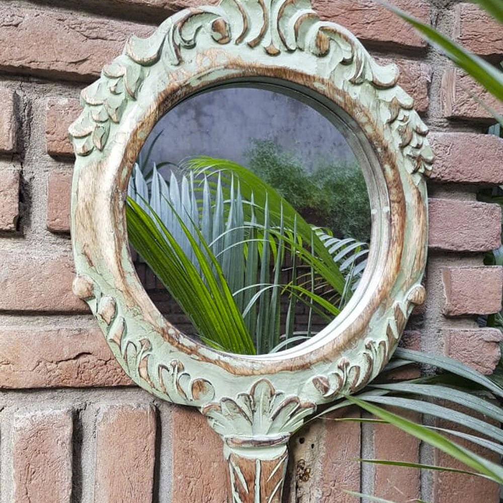 Plant,Eye,Leaf,Window,Tree,Grass,Wood,Building,Brickwork,Brick