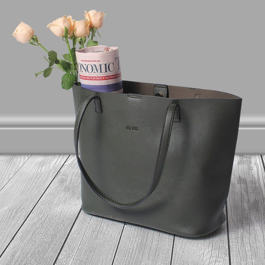 Flower,Plant,Flowerpot,Product,Petal,Grey,Rectangle,Vase,Luggage and bags,Font