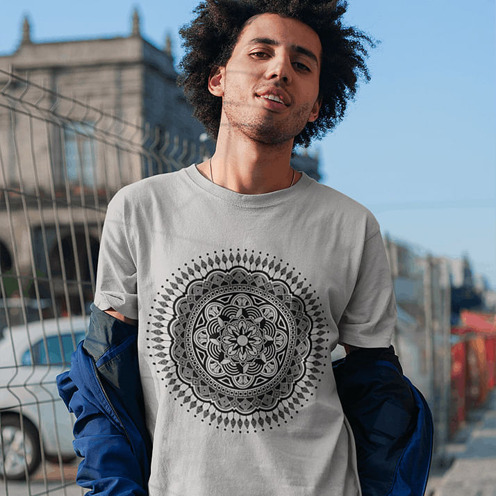 Hairstyle,Sky,Photograph,Wheel,Organ,Human,Black,Blue,Fashion,Neck