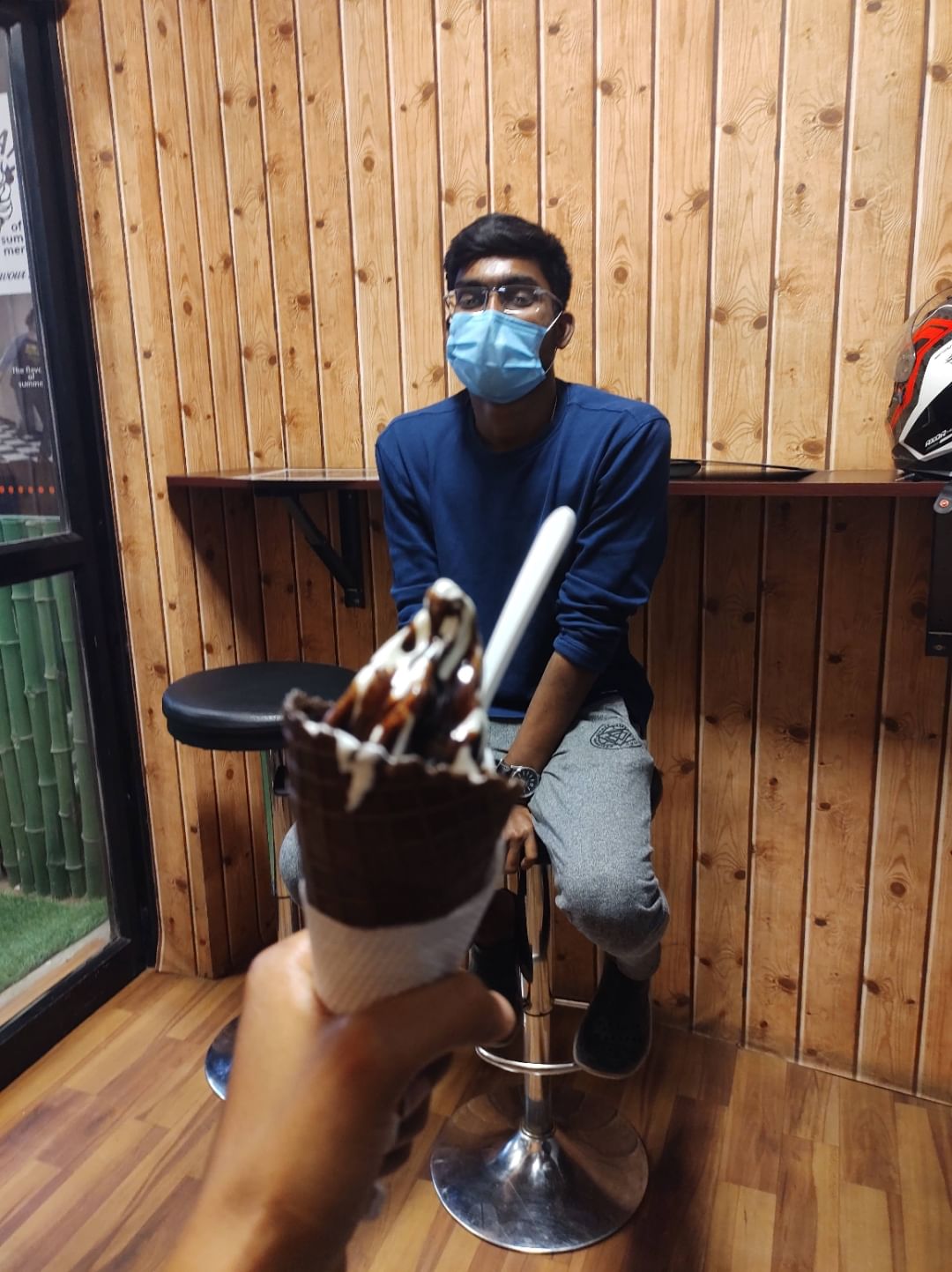 img-gallery-featured