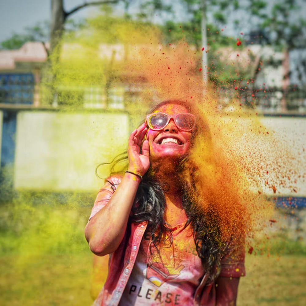 Lip,Smile,Vision care,Plant,Orange,Happy,Eyewear,Street fashion,Grass,People in nature