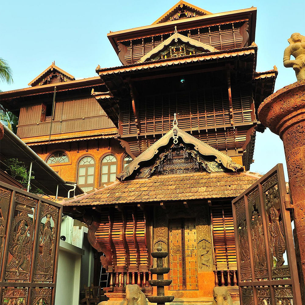 Sky,Building,Chinese architecture,Temple,Yellow,Temple,Facade,Roof,House,Japanese architecture