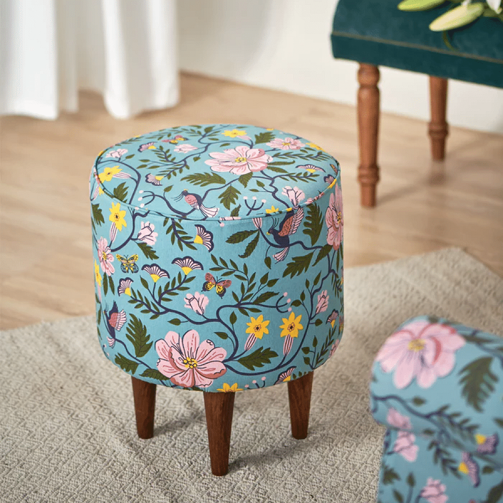 Flower,Green,Textile,Art,Creative arts,Pattern,Magenta,Flooring,Wood,Cylinder