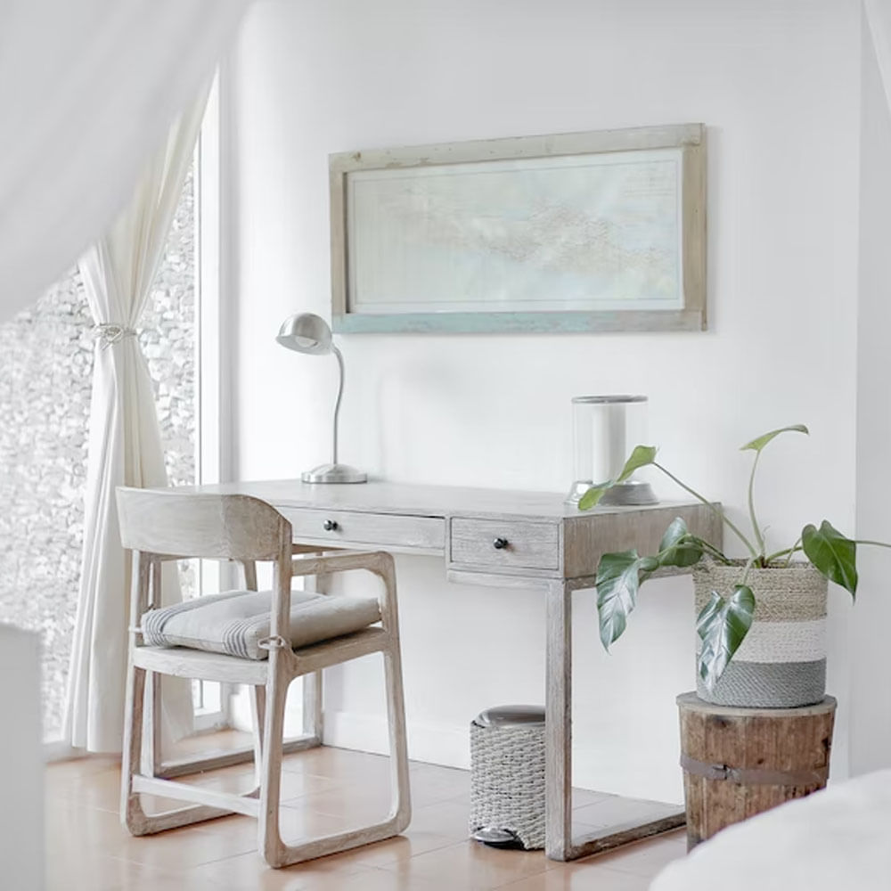 Building,Table,Furniture,Property,Plant,Wood,Houseplant,Interior design,Desk,Chair