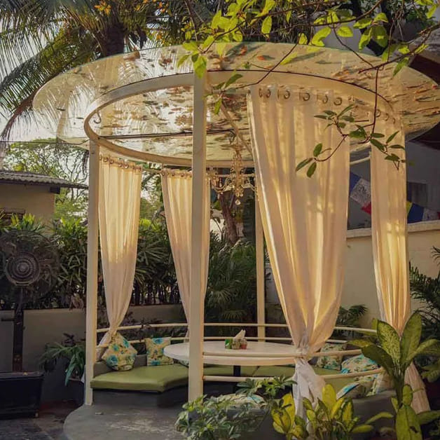 Pop The Question At These Romantic Spots...