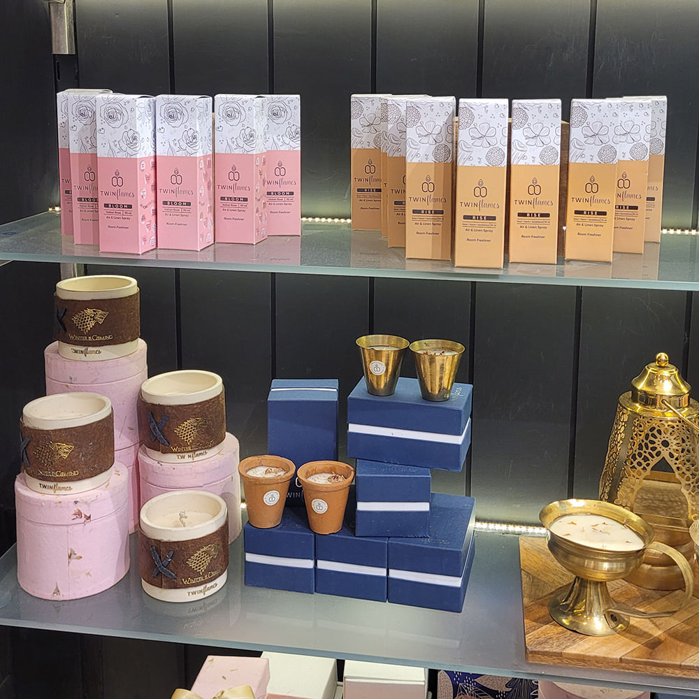 Dishware,Shelf,Shelving,Drinkware,Yellow,Interior design,Serveware,Material property,Porcelain,Pottery