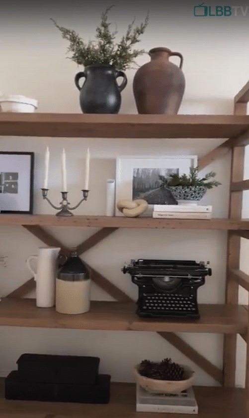 Property,Plant,White,Black,Wood,Interior design,Lighting,Vase,Grey,Flowerpot