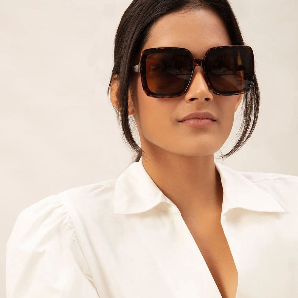 Oversized sunglasses for round faces hotsell