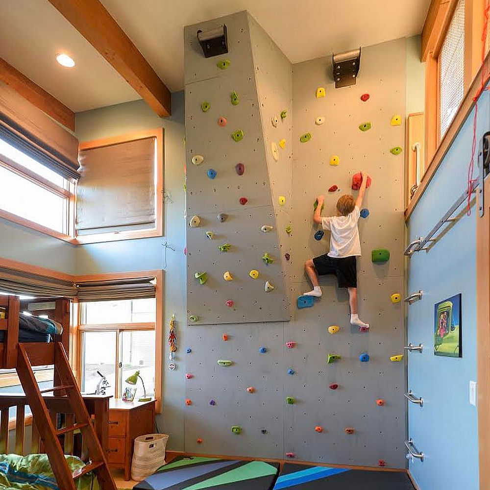 Property,Climbing hold,Textile,Interior design,Paint,Floor,Wall,Leisure,Ladder,Flooring