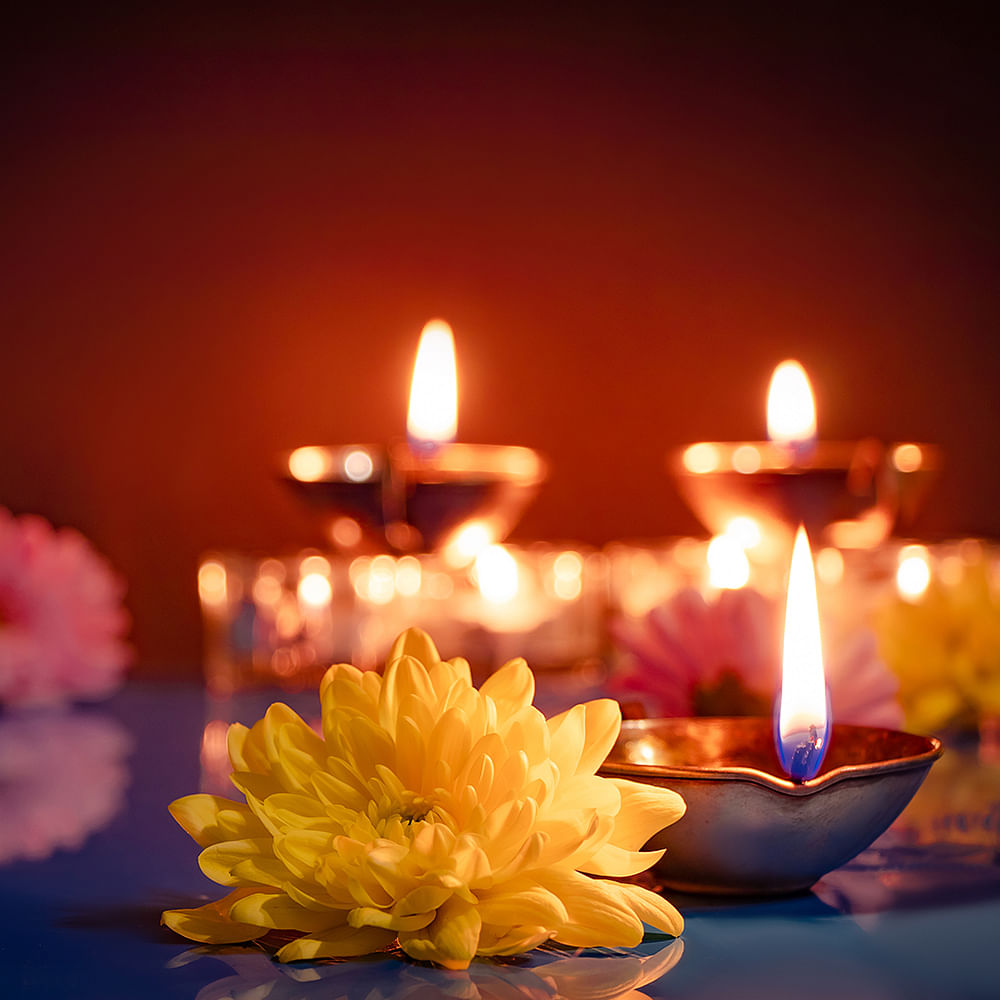 Candle,Wax,Cloud,Plant,Sky,Fire,Flame,Water,Petal,Flower