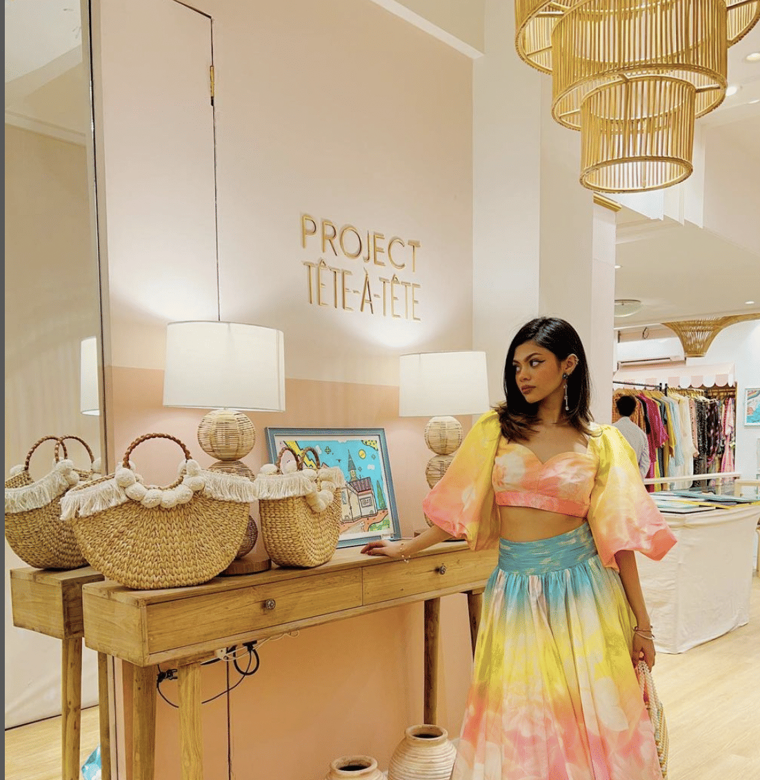 Property,Interior design,Lighting,Textile,Wall,Waist,Building,Fashion design,Flooring,Room