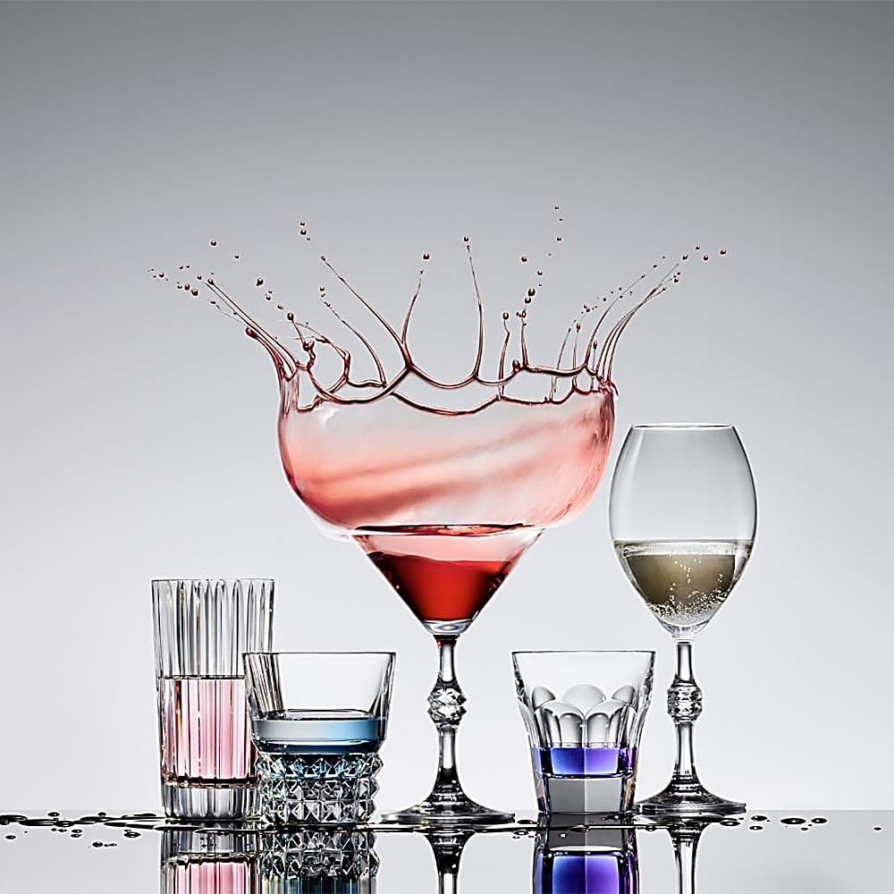 Tableware,Stemware,Drinkware,Liquid,Water,Food,Product,Barware,Fluid,Drink