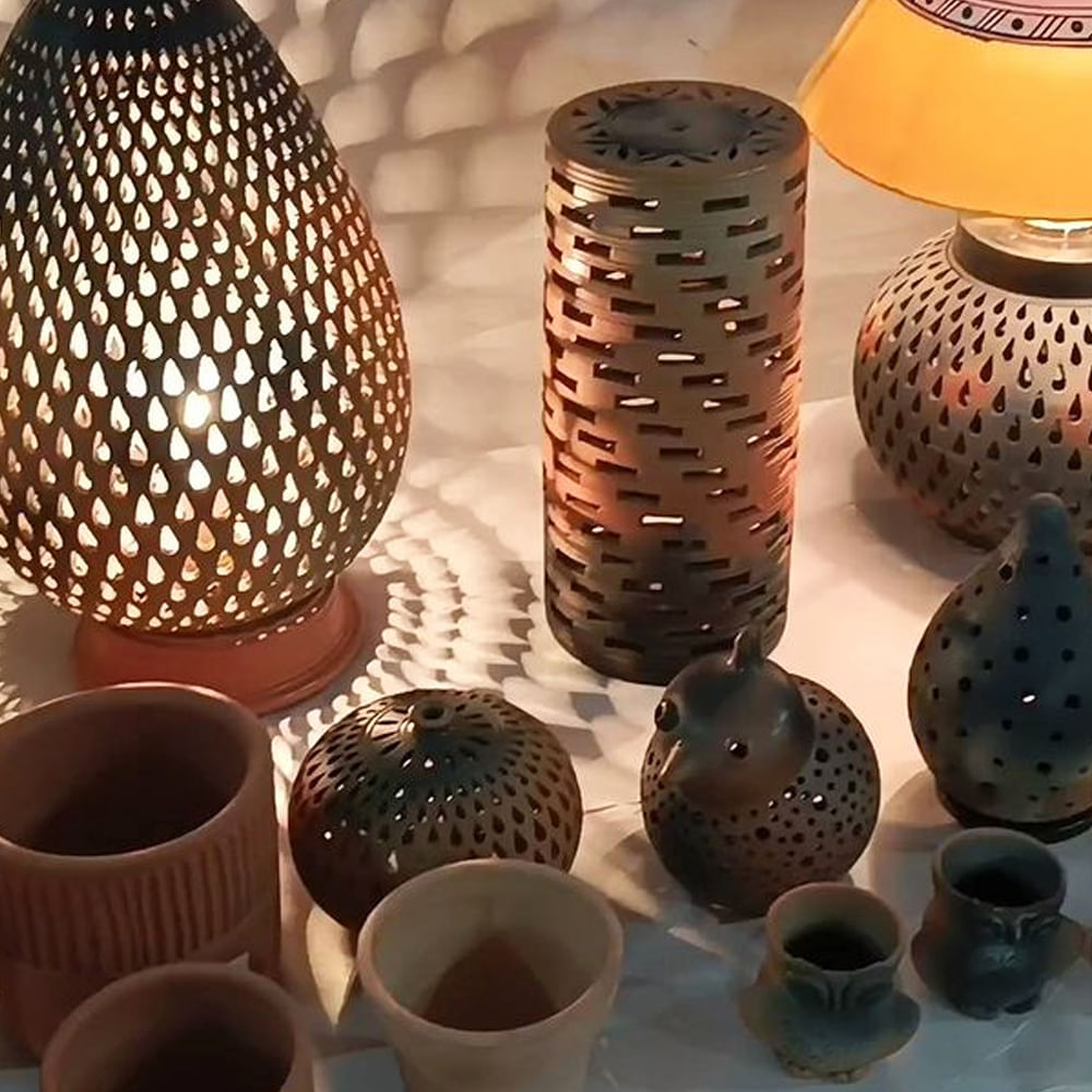 Tableware,Light,Dishware,Drinkware,Cup,Serveware,Wood,Creative arts,Pottery,Material property