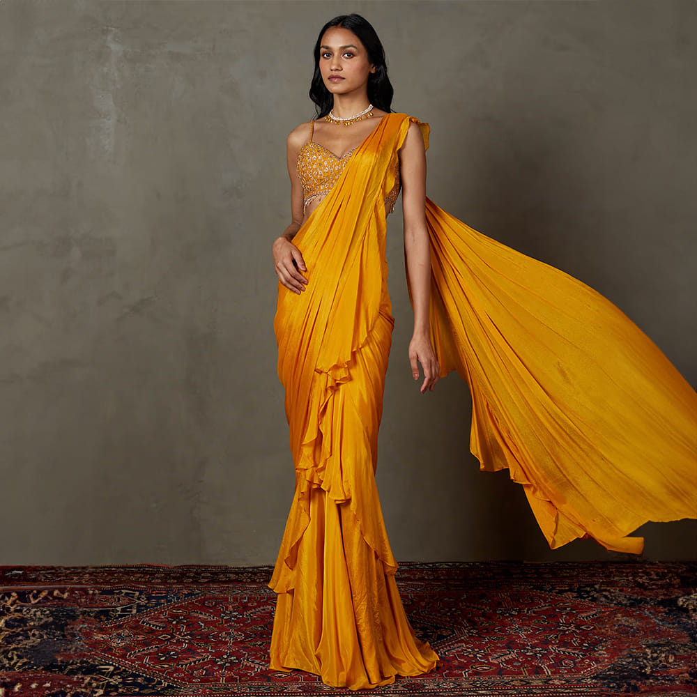 11 Haldi Outfit Ideas For Brides | LBB