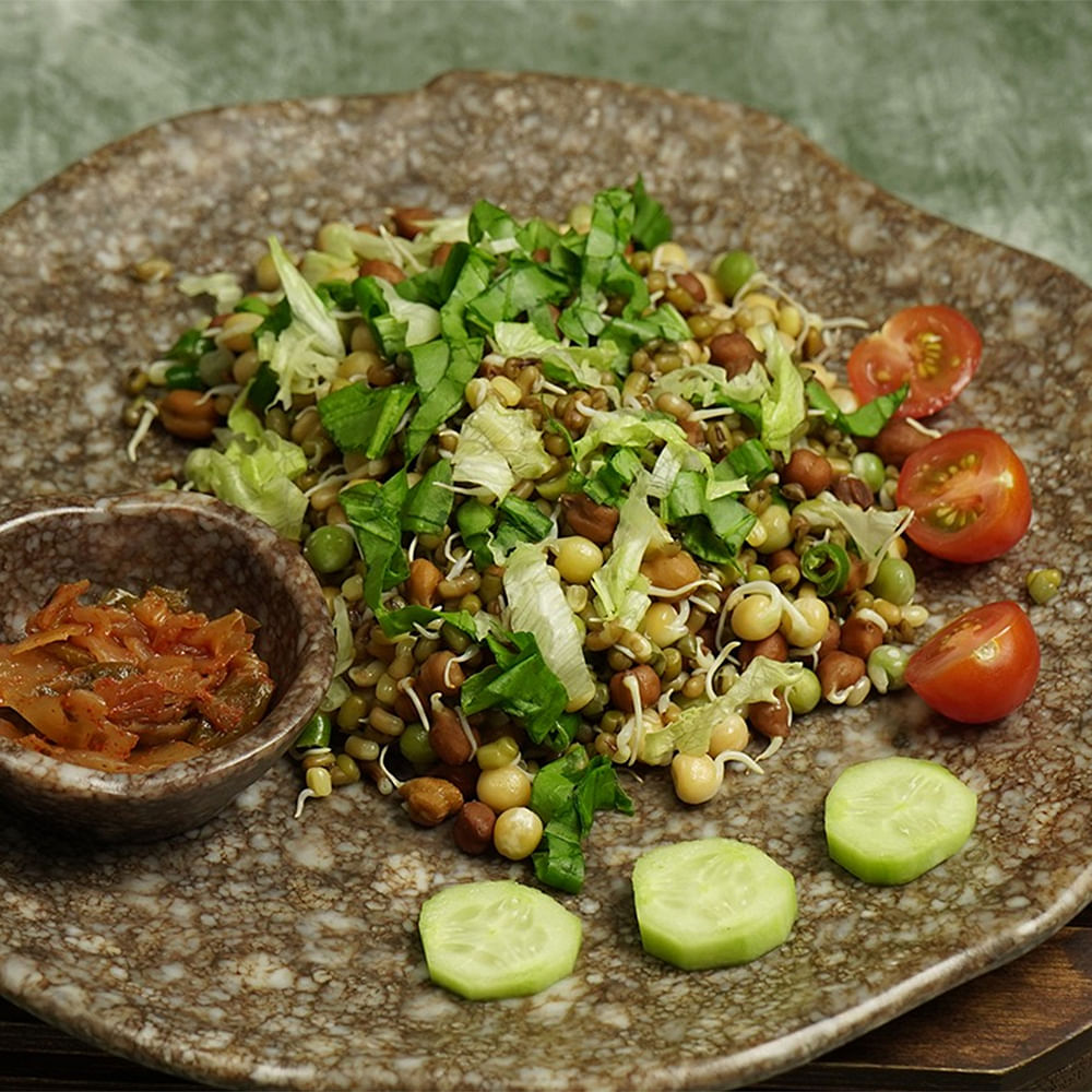 Food,Plant,Ingredient,Tableware,Recipe,Cuisine,Dish,Mixture,Leaf vegetable,Vegetable