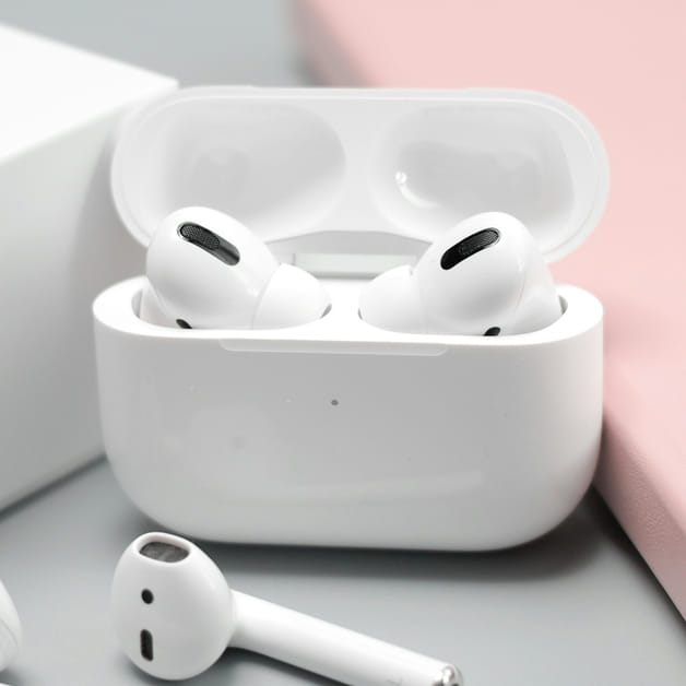 8 Best Noise Cancelling Earbuds To Invest In | LBB