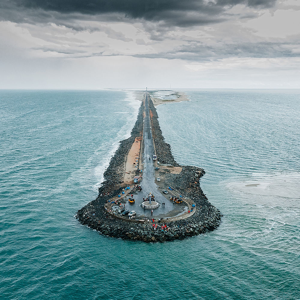 Cloud,Sky,Water,Liquid,Vehicle,Tower,Tree,Horizon,Landscape,Art