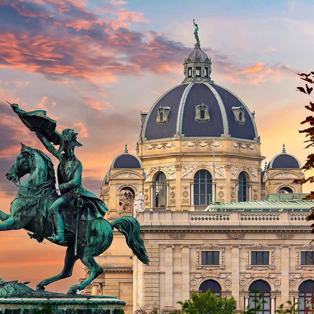 Cloud,Sky,Horse,Light,Building,Window,Nature,Sculpture,Statue,Architecture