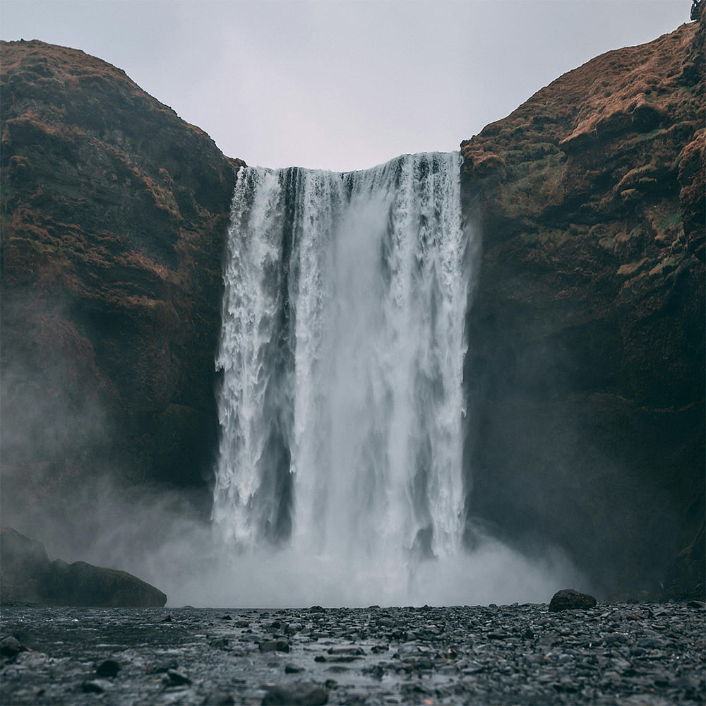 Water,Sky,Water resources,Liquid,Nature,Natural landscape,Waterfall,Mountain,Fluid,Body of water