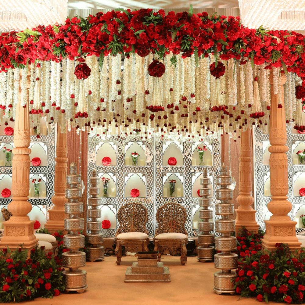 Red,Event,Pink,Interior design,Flower Arranging,Decoration,Floristry,Floral design,Artificial flower,Ornament