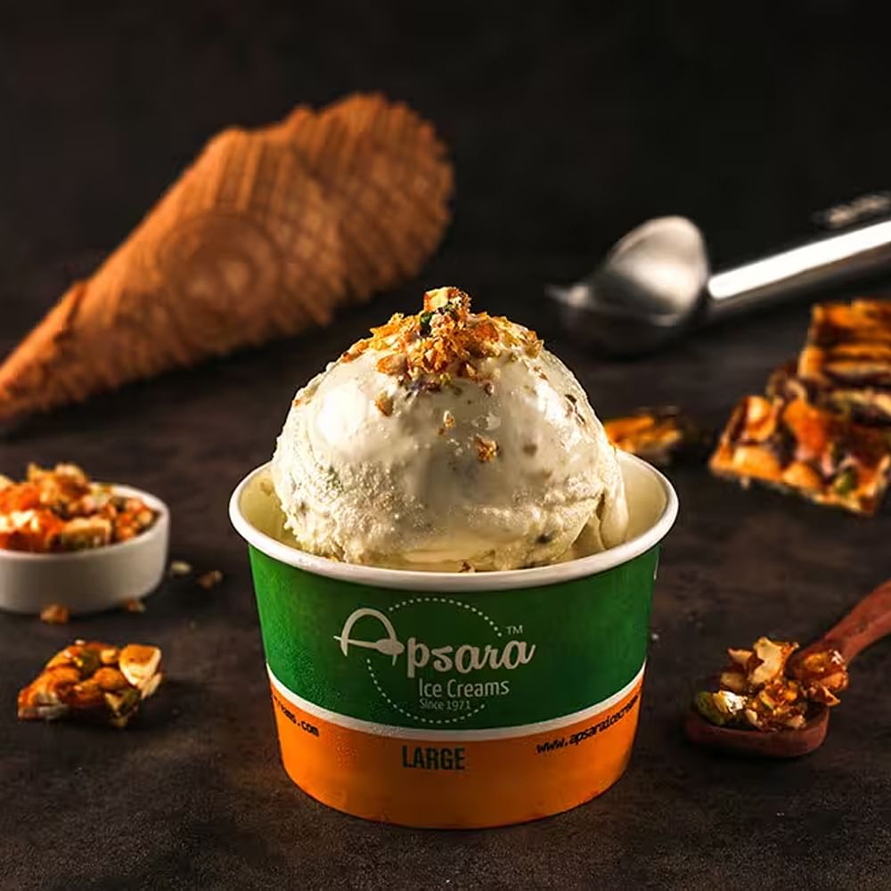 Ingredient,Gelato,Ice cream,Frozen dessert,Food,Cream,Logo,Advertising,Dairy product,Dessert
