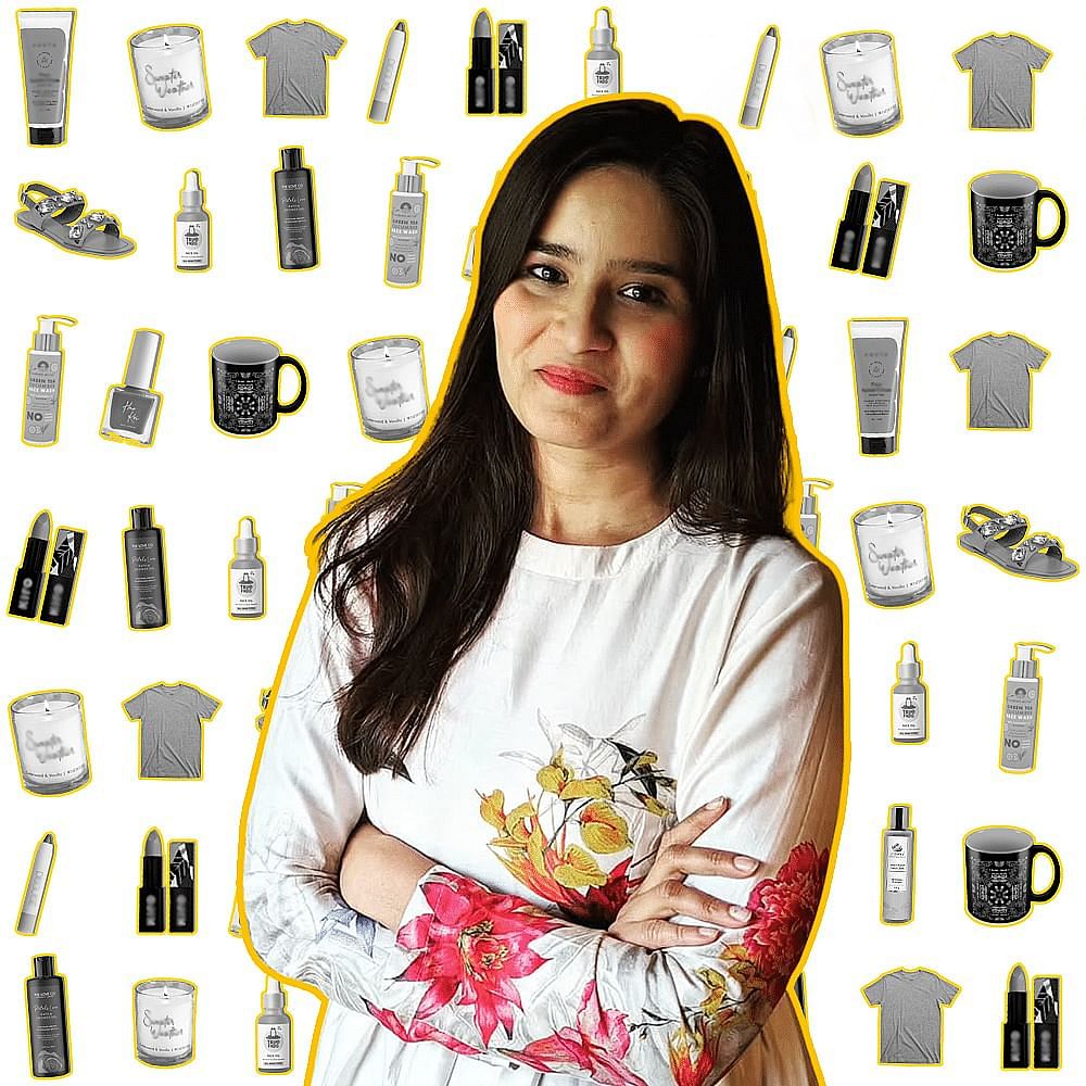 Personal care,Bottle,Cosmetics,Nail,Hair care,Oil,Advertising,Makeover,Skin Care