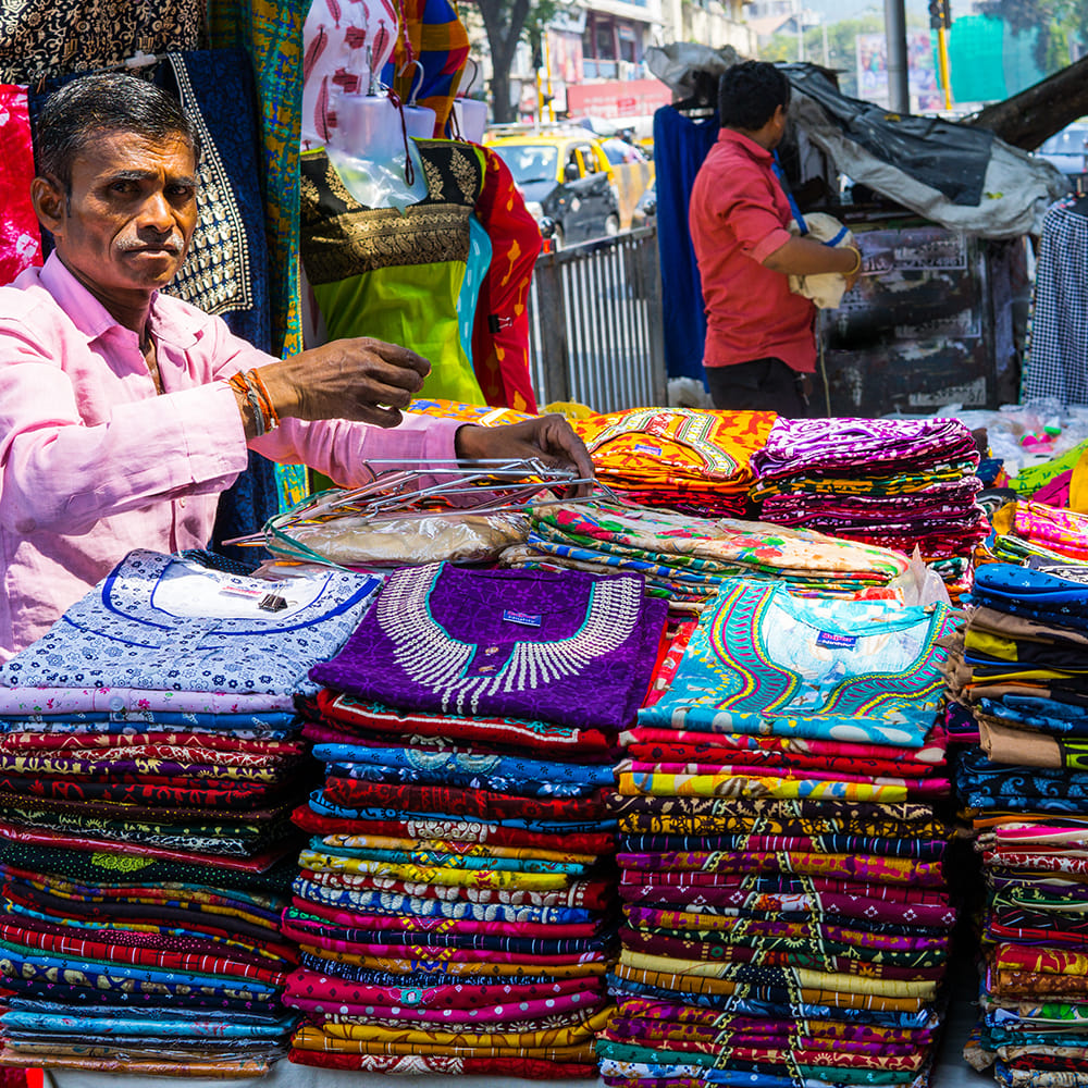 9 Cloth Markets In Mumbai For Fabrics | LBB