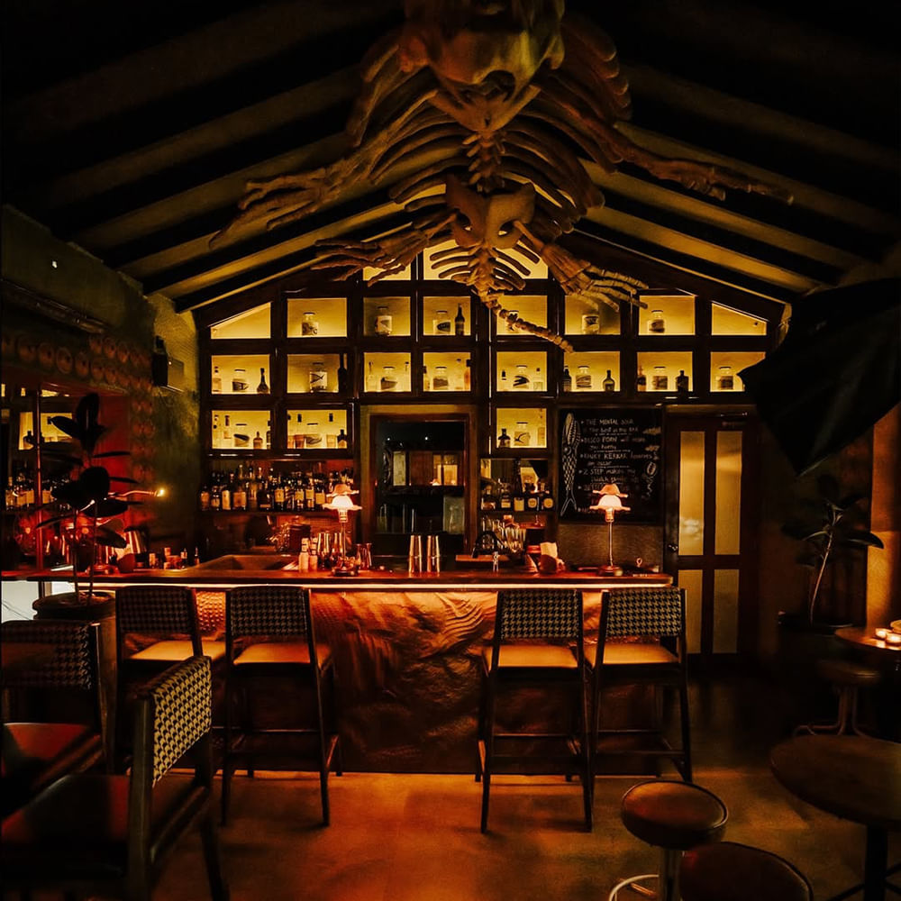 Lighting,Furniture,Restaurant,Bar,Barware,Chair,Drinking establishment,Pub,Light fixture,Night